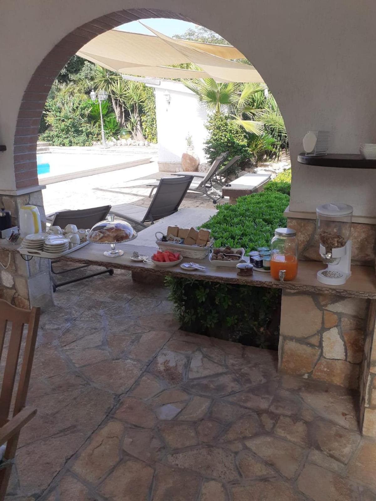 Villa Lina Bed&Breakfast Taranto Esterno foto