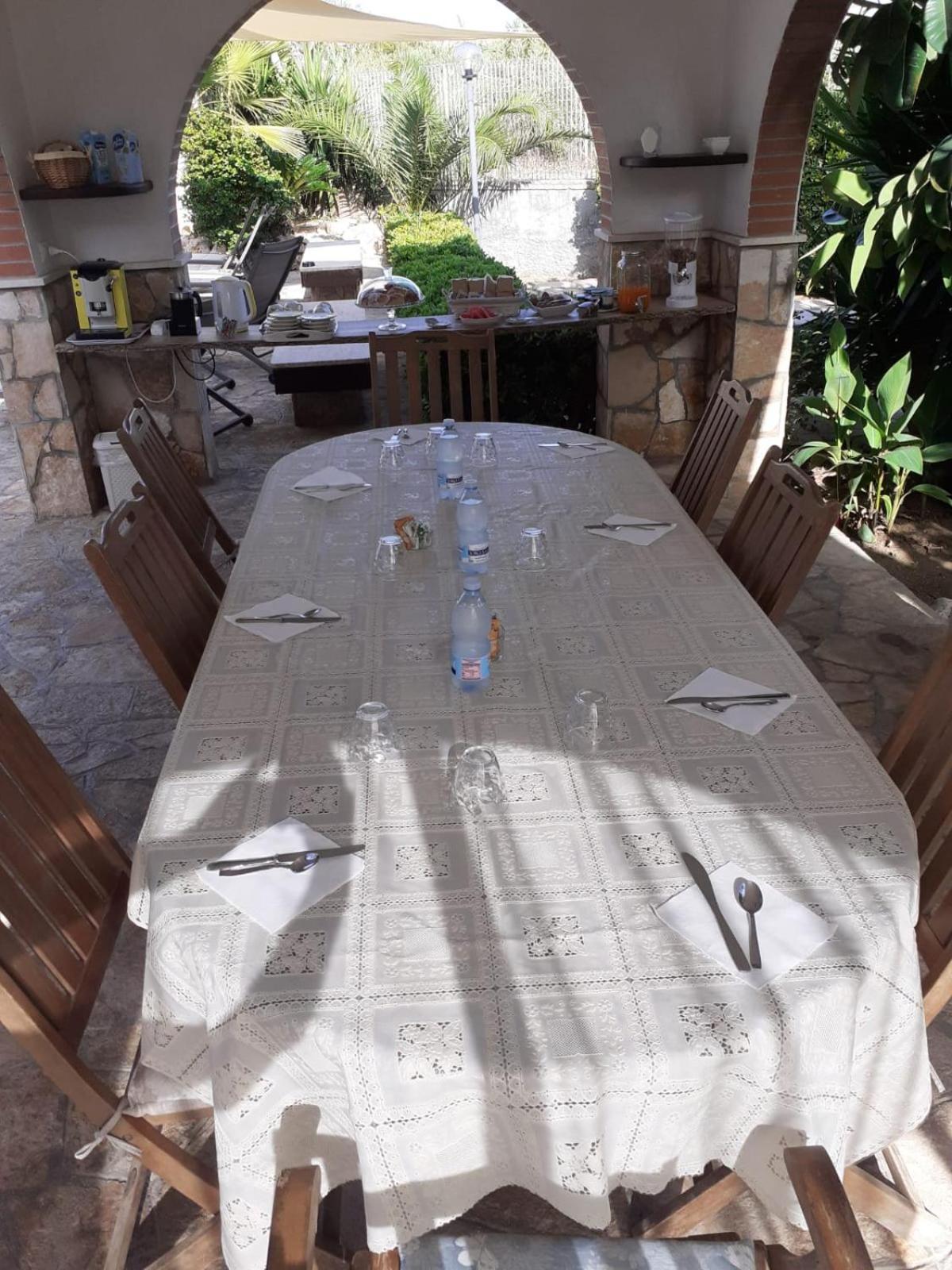 Villa Lina Bed&Breakfast Taranto Esterno foto
