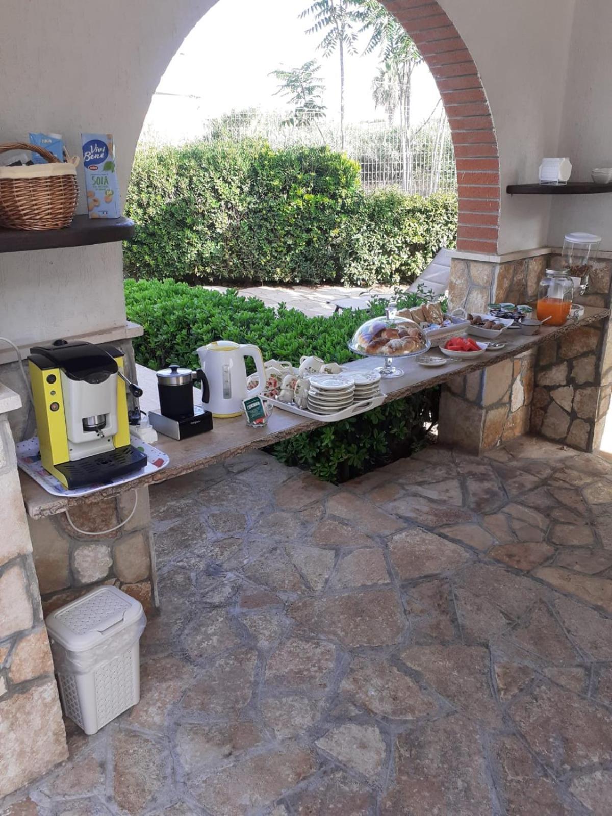 Villa Lina Bed&Breakfast Taranto Esterno foto
