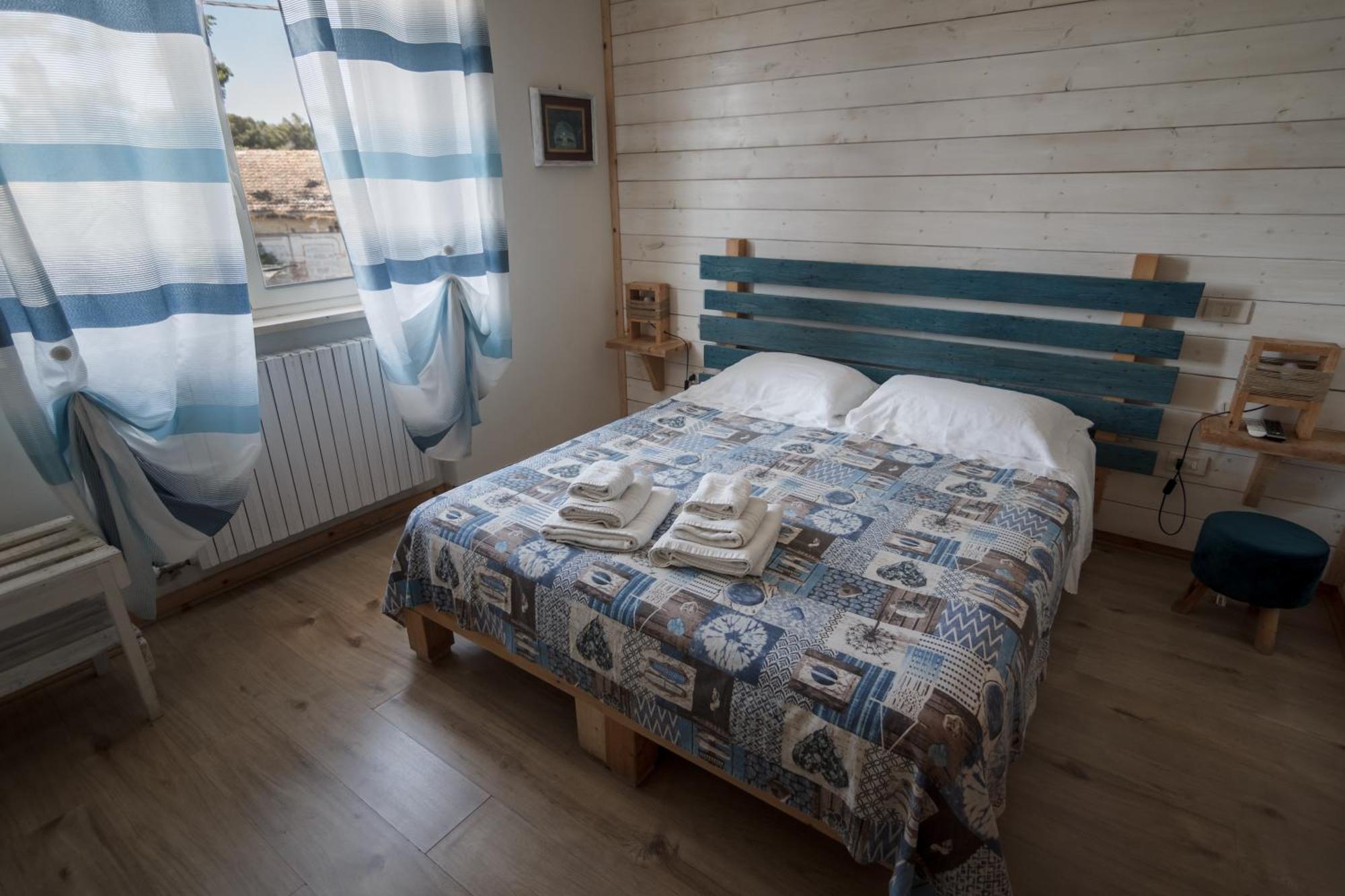 Villa Lina Bed&Breakfast Taranto Esterno foto