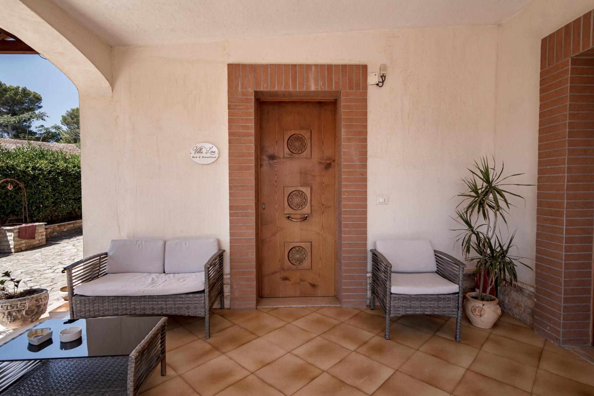 Villa Lina Bed&Breakfast Taranto Esterno foto